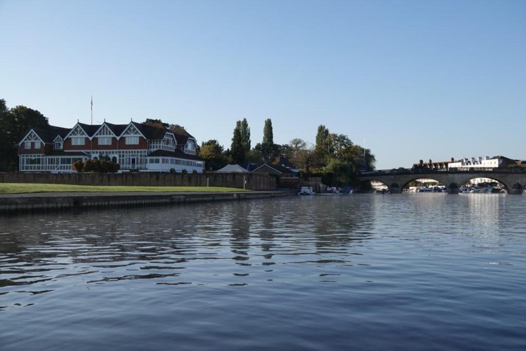 ホテル Leander Club ヘンリー・オン・テムズ エクステリア 写真